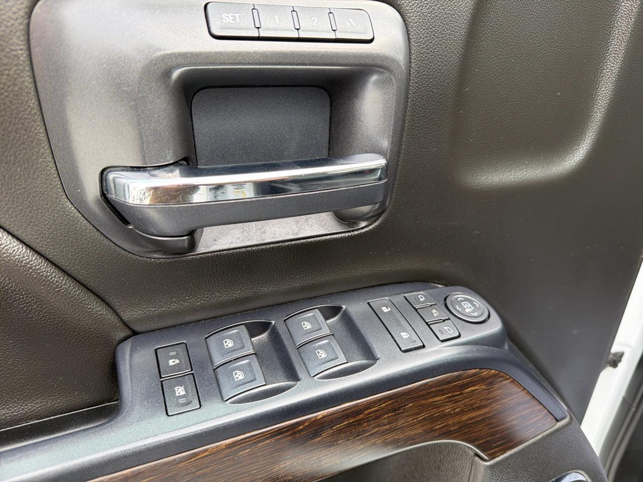 GMC Sierra 3500HD Denali Crew Cab Long Box 4WD 2019