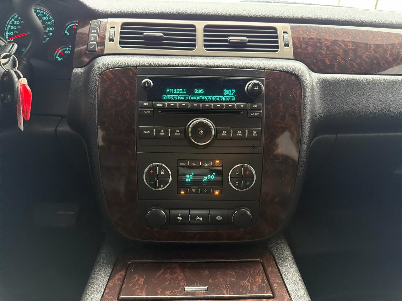 GMC Sierra 3500HD Denali Crew Cab SRW 4WD 2013