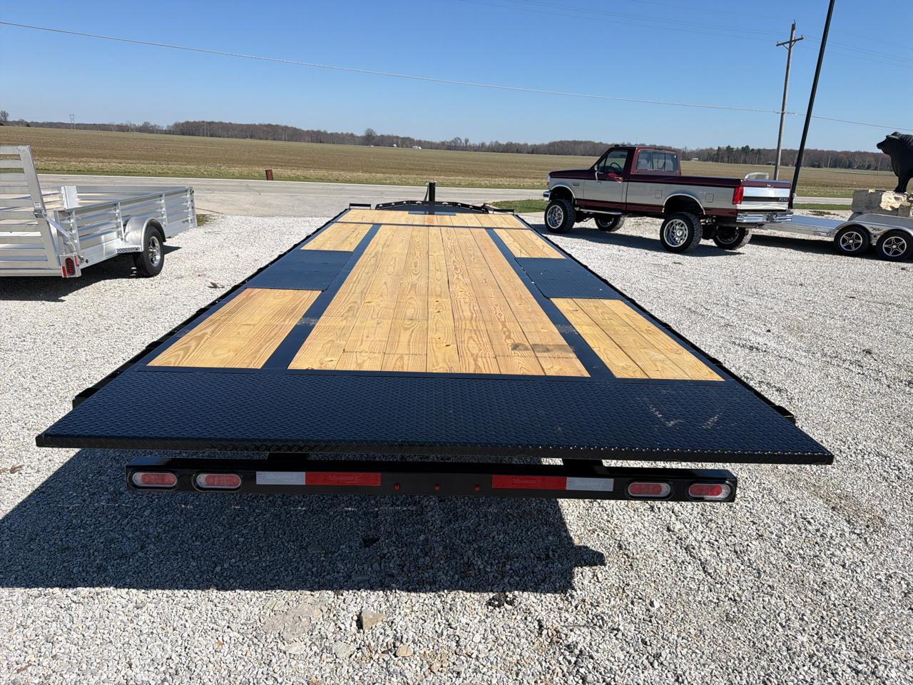 Diamond C Trailer Unknown  2026