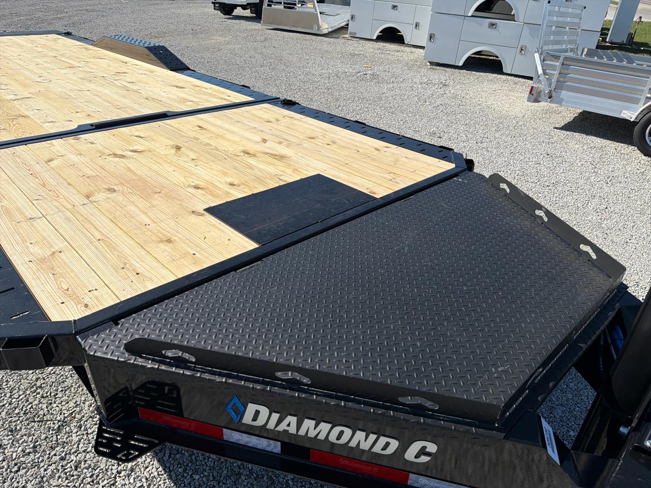 Diamond C Trailer Unknown  2026