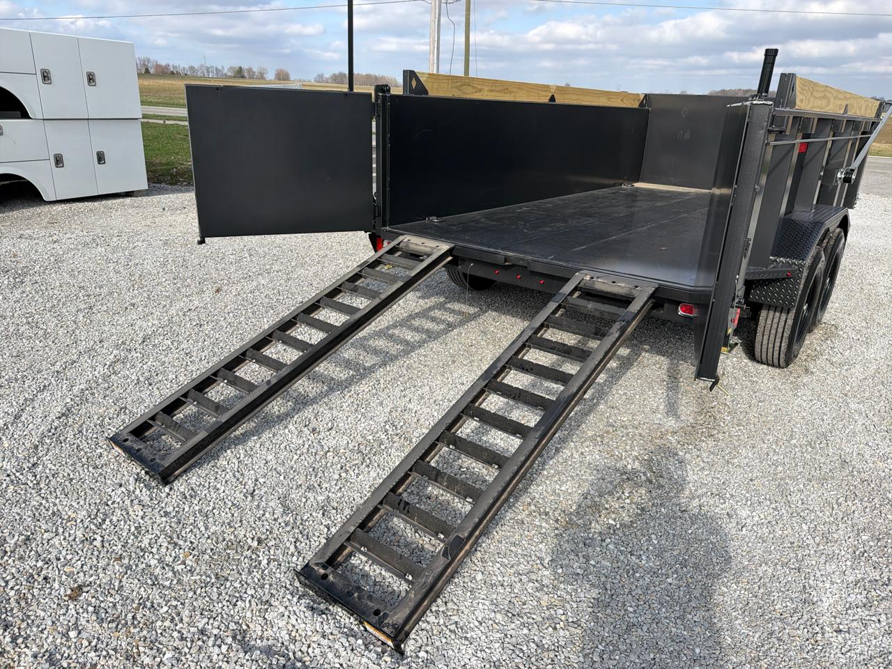 Diamond C Trailer Unknown  2026