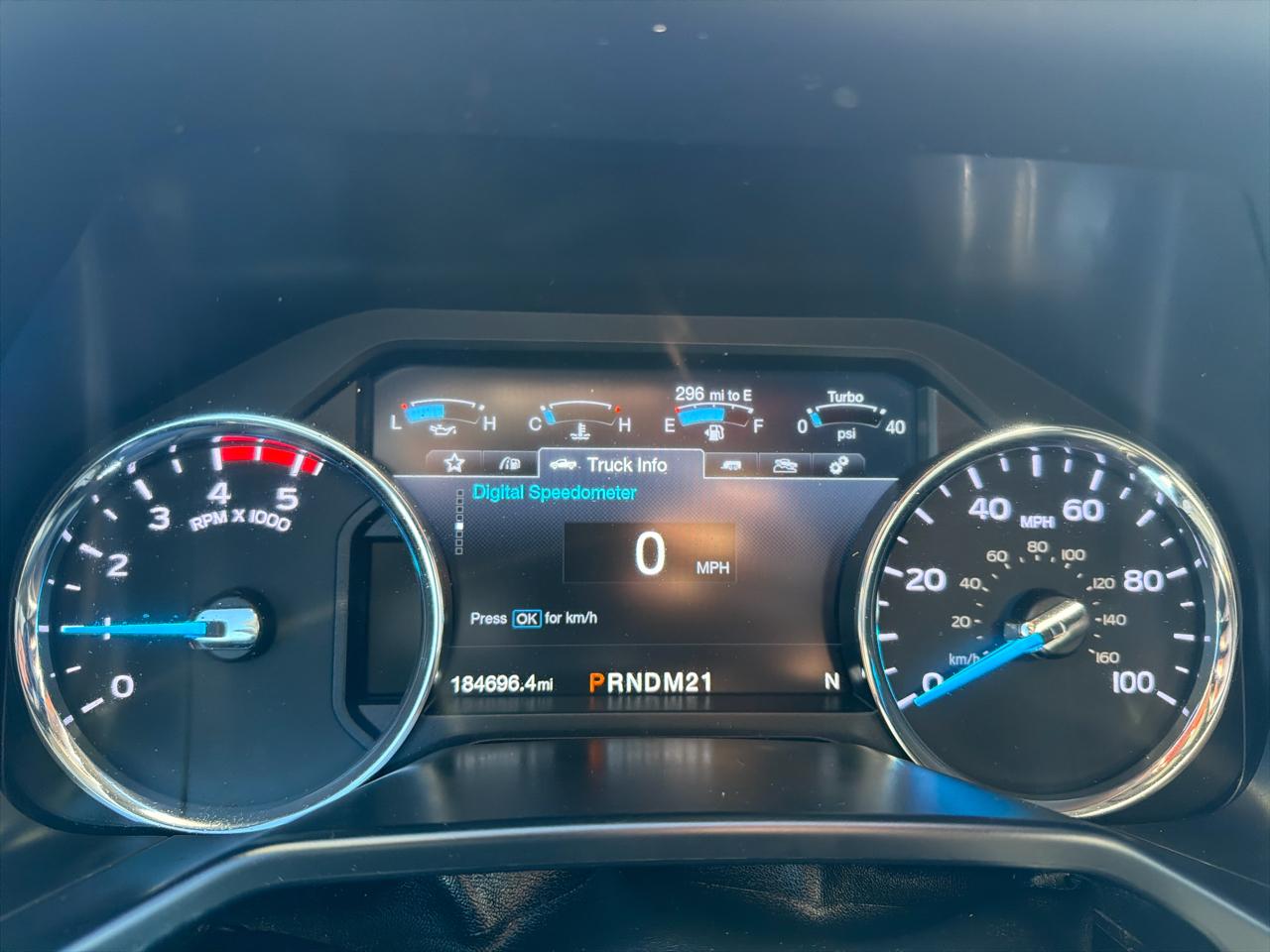 Ford F-350 SD Lariat Crew Cab 4WD DRW 2017