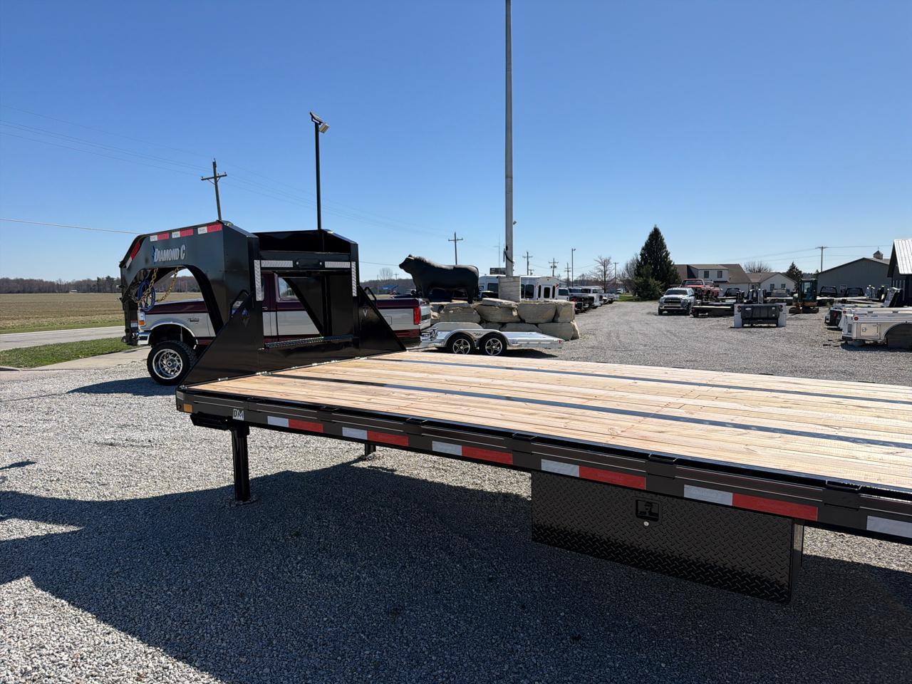 Diamond C Trailer Unknown  2026
