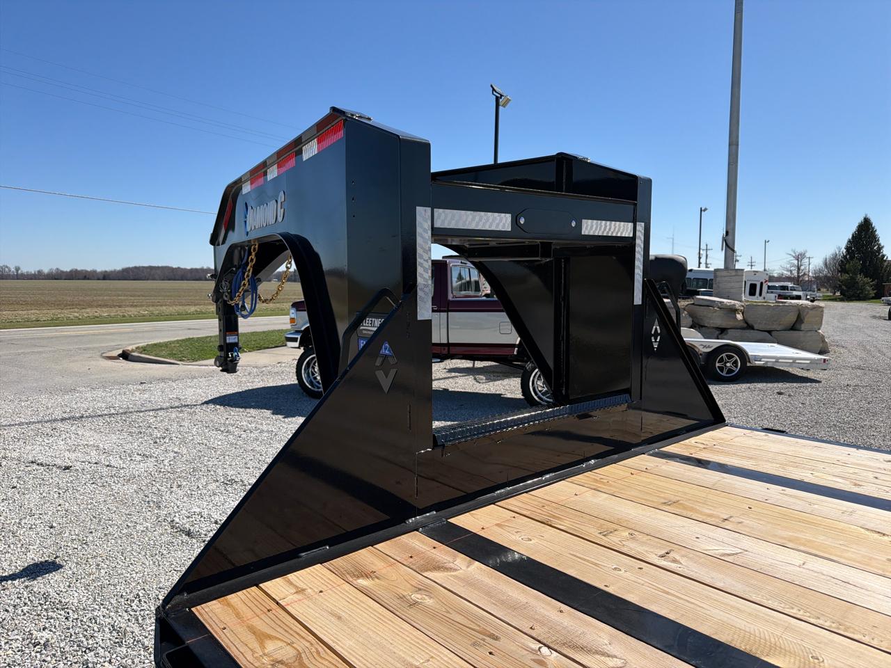 Diamond C Trailer Unknown  2026