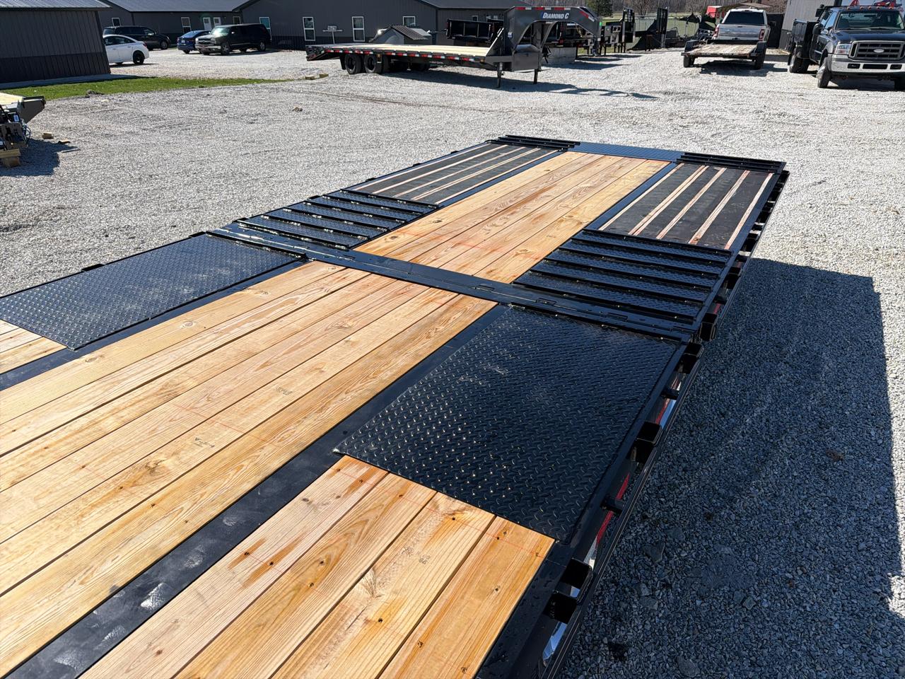 Diamond C Trailer Unknown  2026
