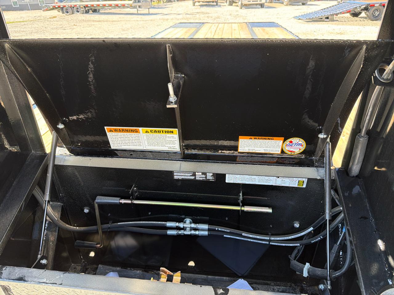 Diamond C Trailer Unknown  2026