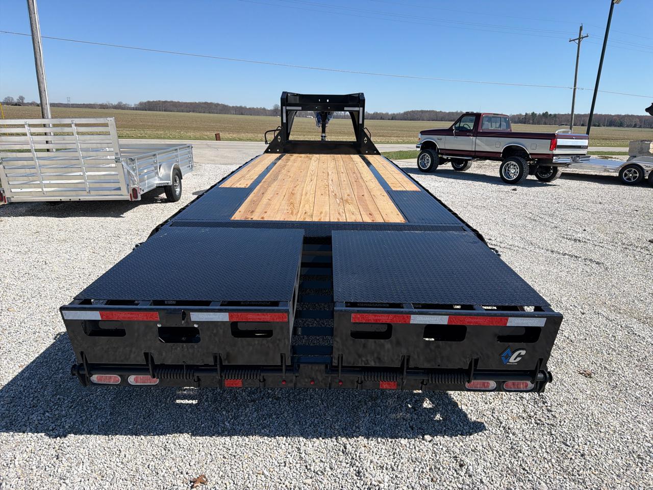 Diamond C Trailer Unknown  2026