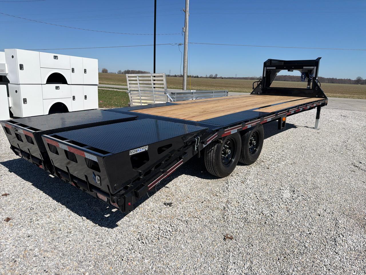 Diamond C Trailer Unknown  2026