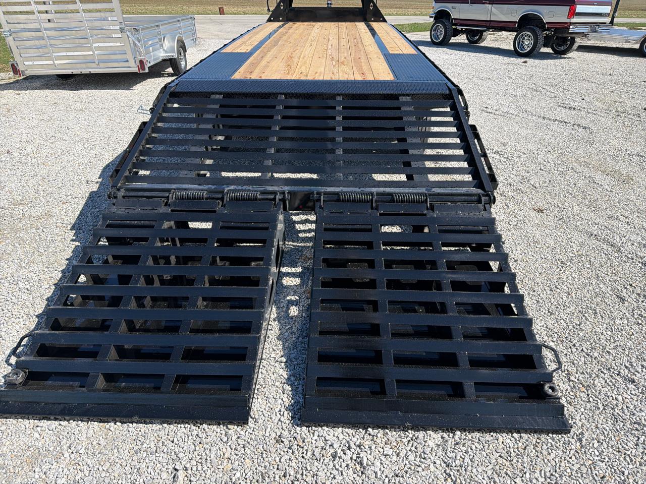 Diamond C Trailer Unknown  2026