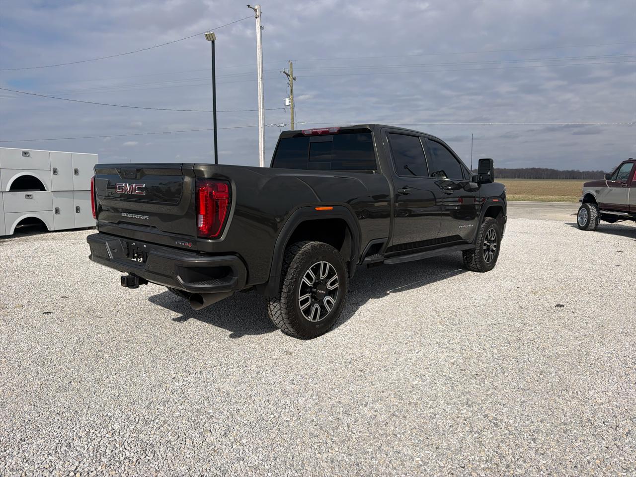 GMC Sierra 2500HD 4WD Crew Cab 159" AT4 2022