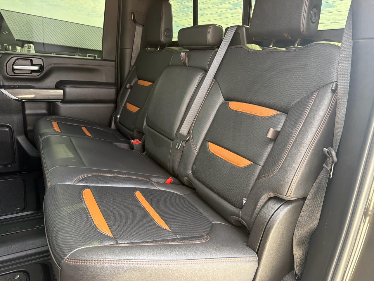 GMC Sierra 2500HD 4WD Crew Cab 159" AT4 2022