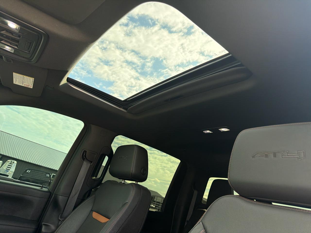 GMC Sierra 2500HD 4WD Crew Cab 159" AT4 2022