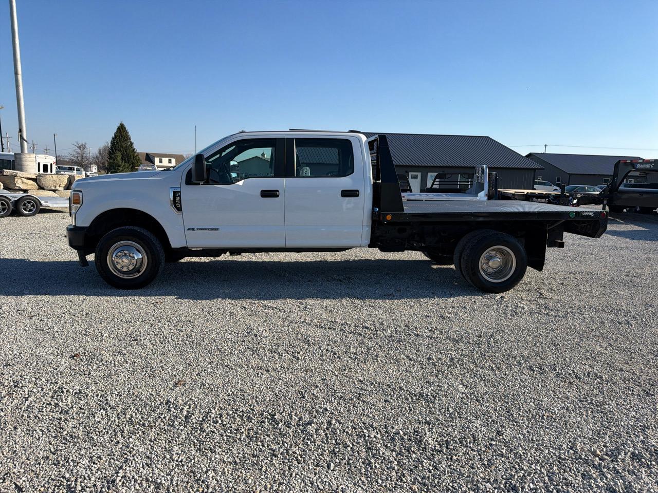 Ford Super Duty F-350 DRW Crew Cab 176" WB 60" CA XL 2021