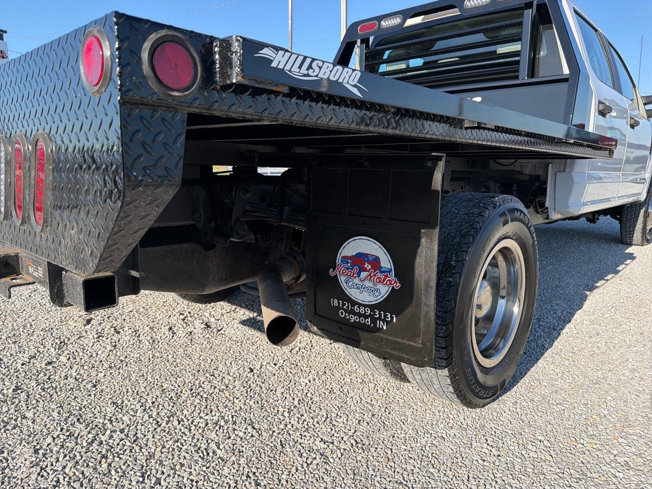 Ford Super Duty F-350 DRW Crew Cab 176" WB 60" CA XL 2021