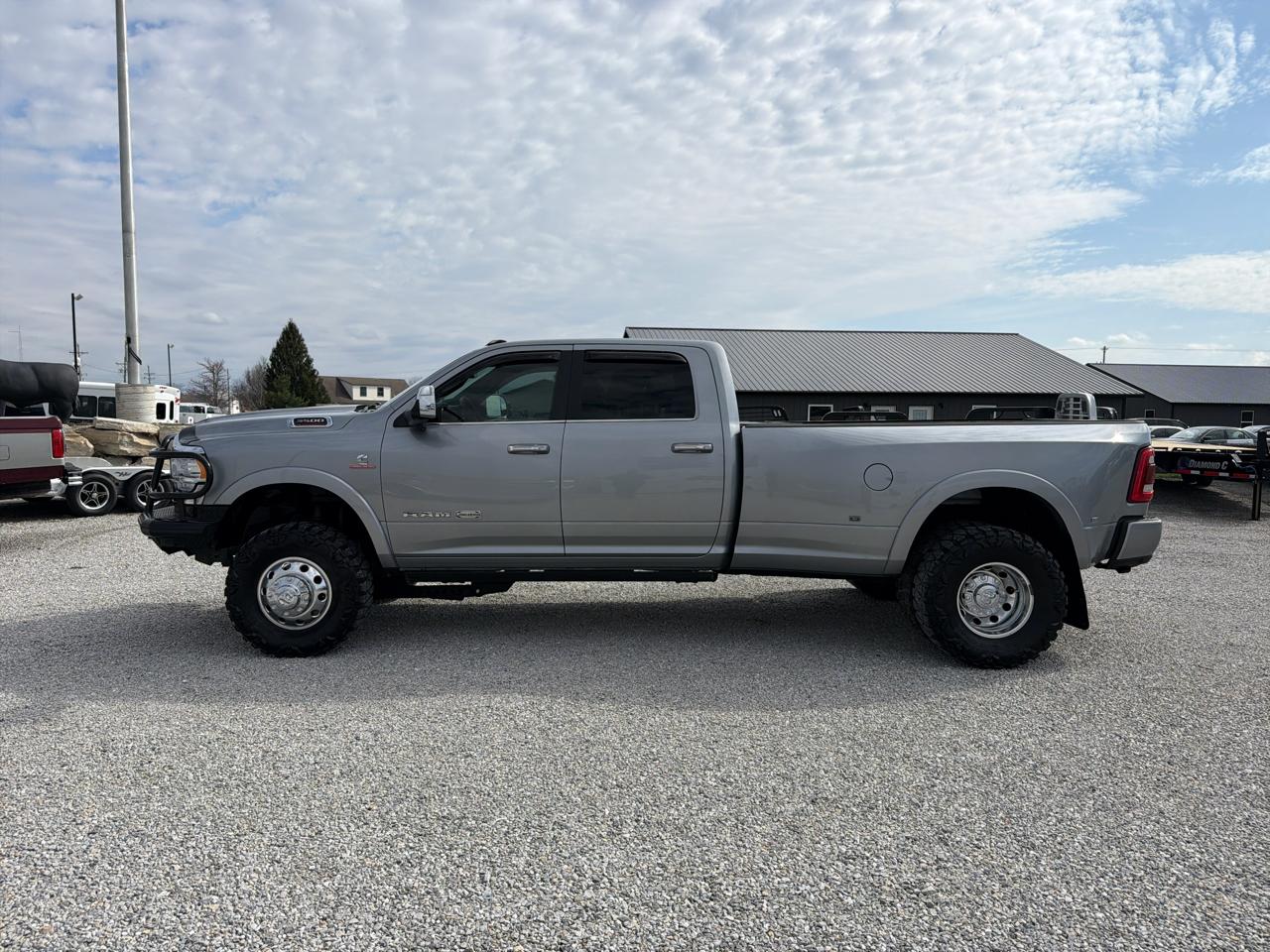 RAM 3500 Longhorn 4x4 Crew Cab 8' Box 2022