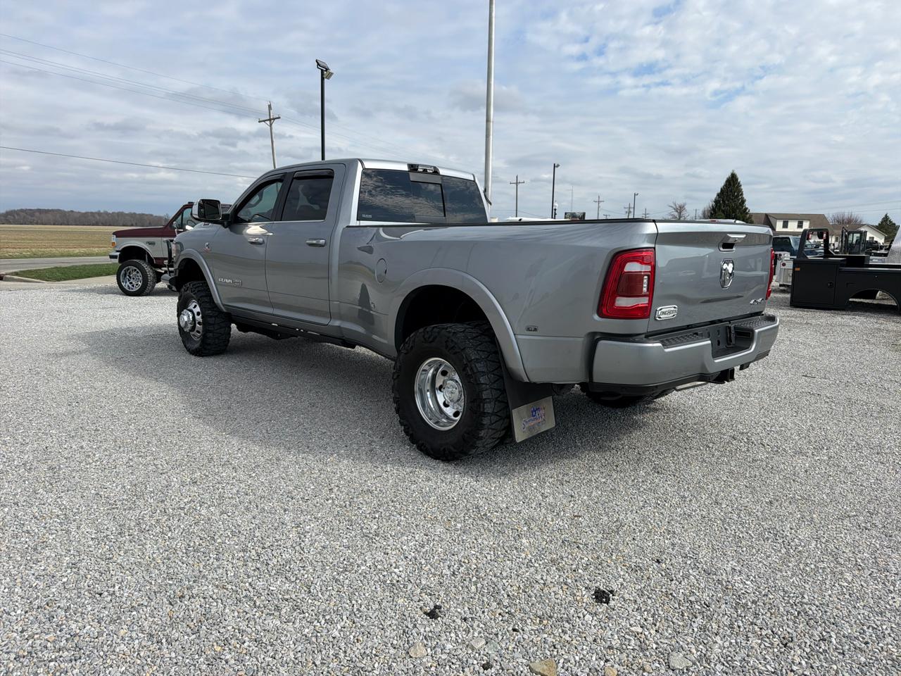 RAM 3500 Longhorn 4x4 Crew Cab 8' Box 2022