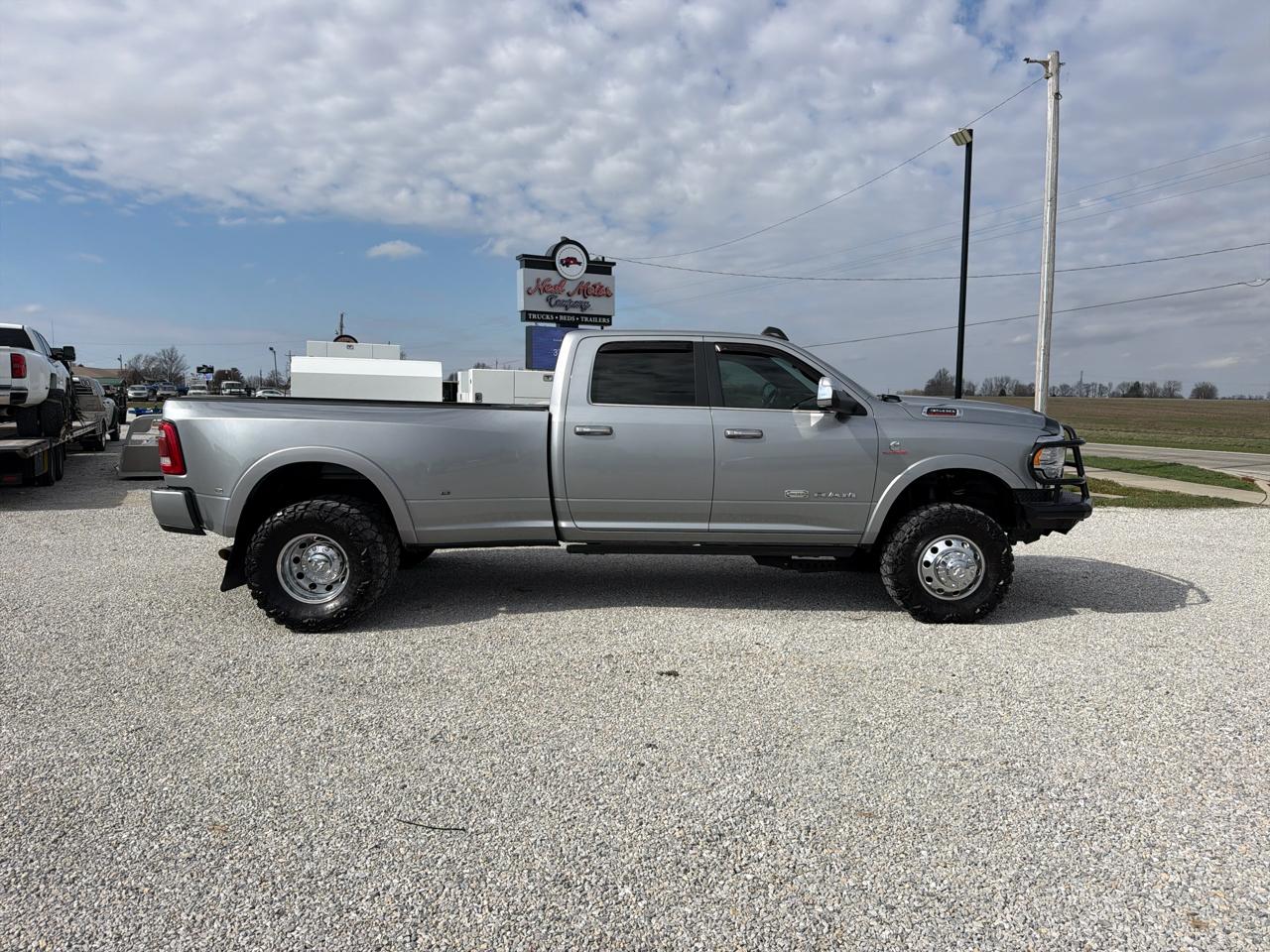 RAM 3500 Longhorn 4x4 Crew Cab 8' Box 2022