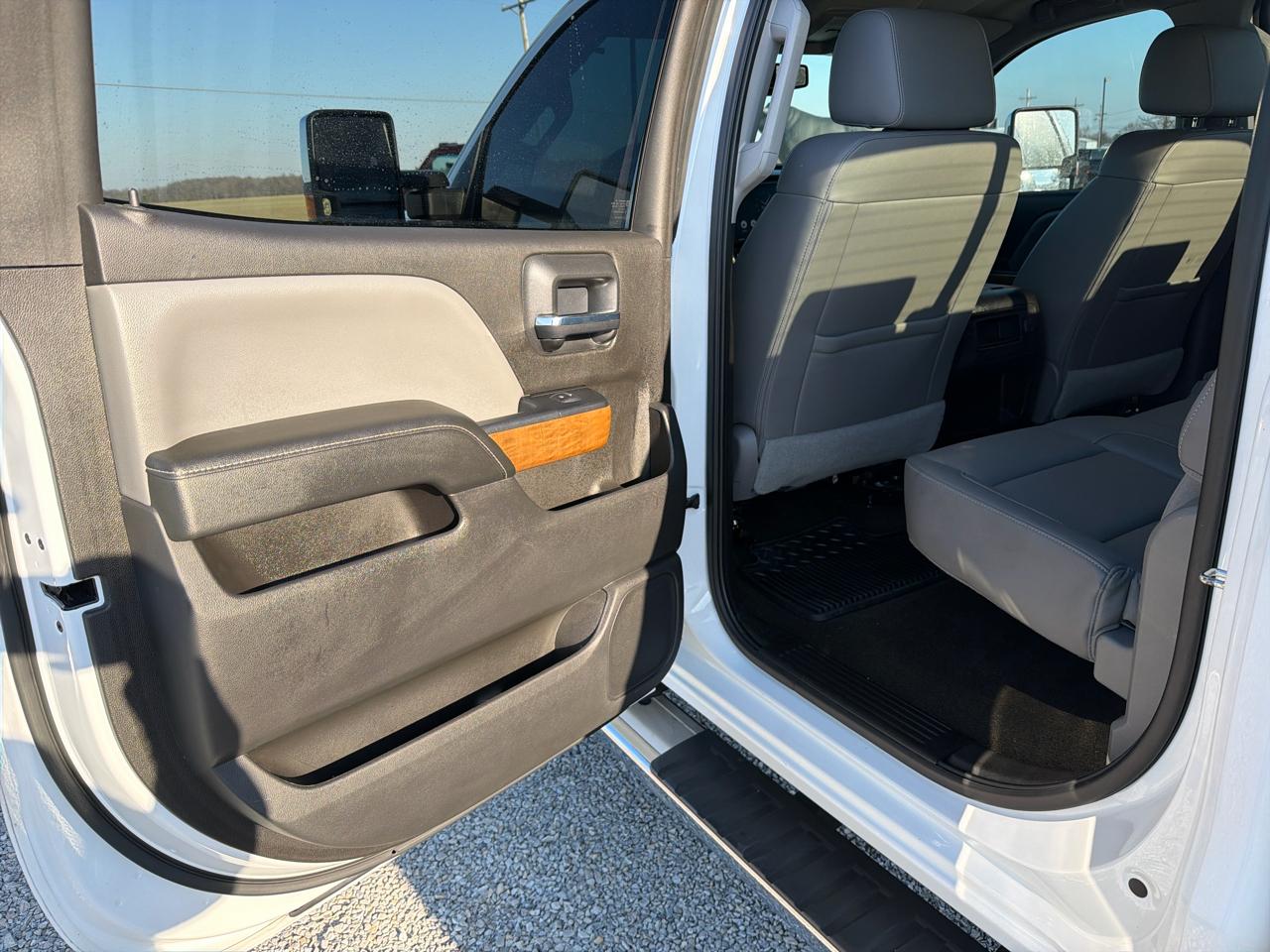 Chevrolet Silverado 3500HD 4WD Crew Cab 153.7" LTZ 2016