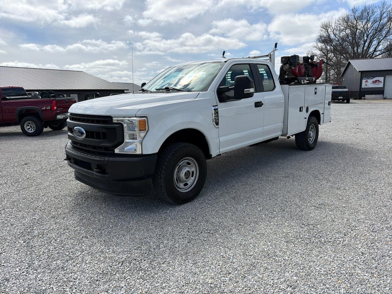 Ford Super Duty F-250 SRW Lariat 4WD SuperCab 8' Box 2020