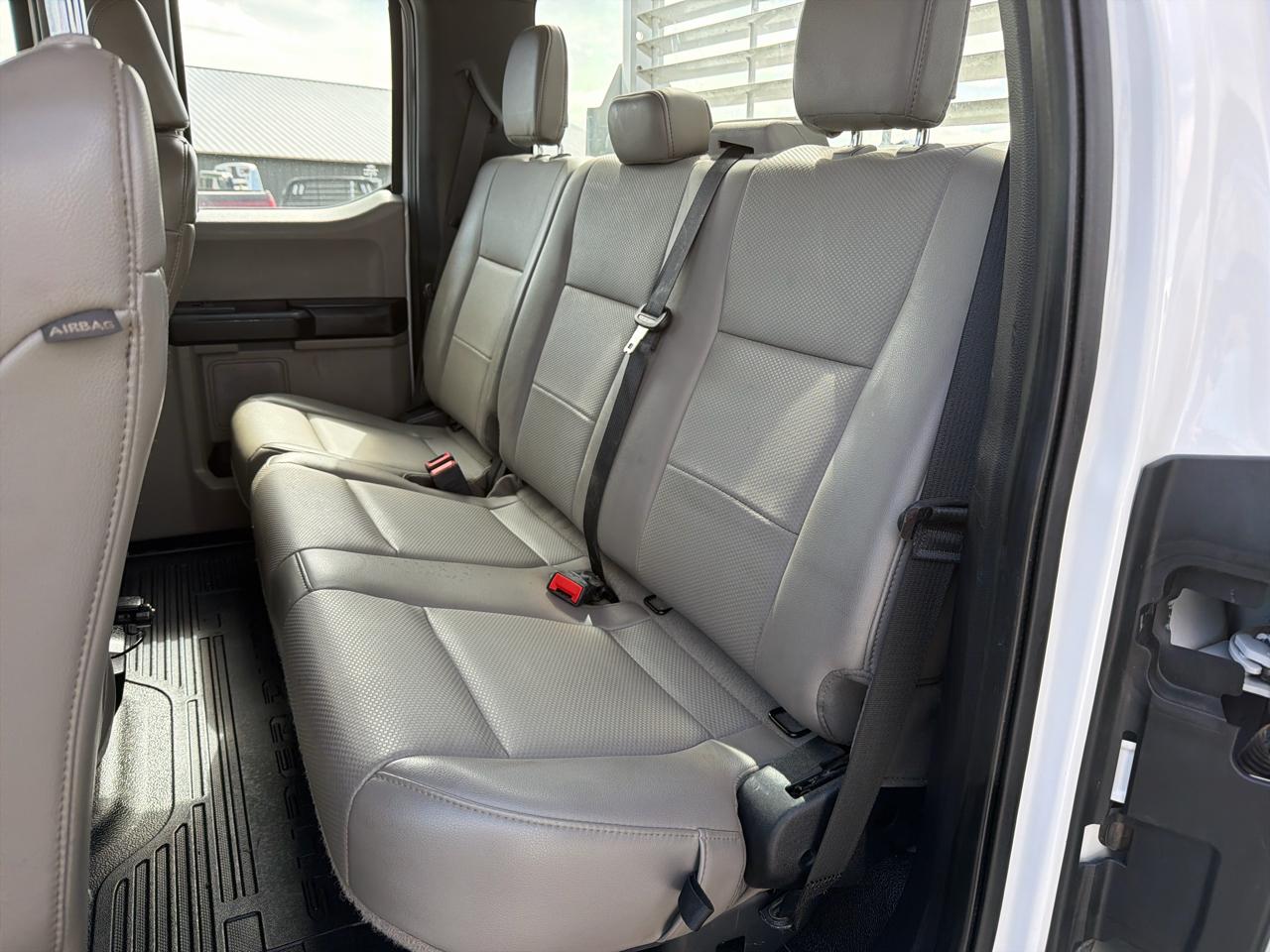 Ford Super Duty F-250 SRW Lariat 4WD SuperCab 8' Box 2020