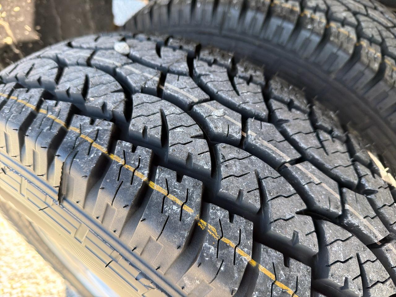 Ford Super Duty F-350 DRW XLT 4WD Crew Cab 8' Box 2022