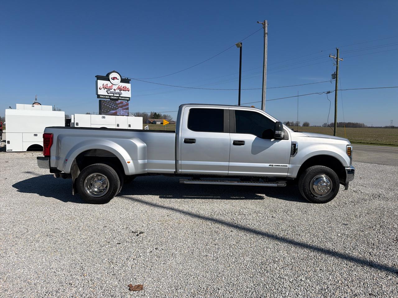 Ford Super Duty F-350 DRW XLT 4WD Crew Cab 8' Box 2019