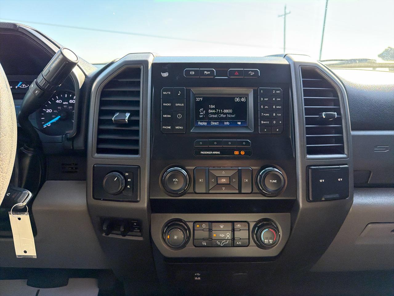 Ford Super Duty F-350 DRW XLT 4WD Crew Cab 8' Box 2019