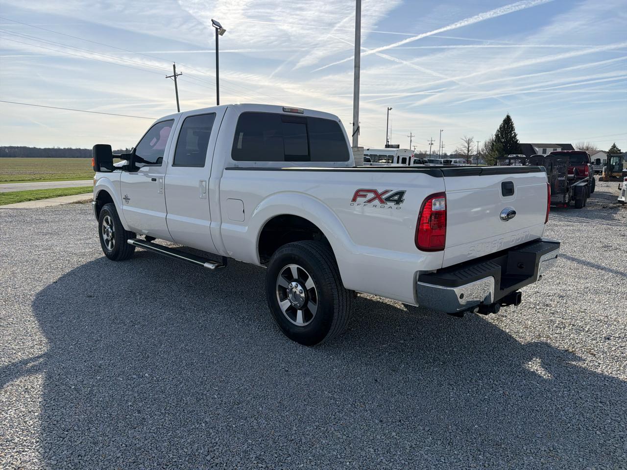Ford Super Duty F-250 SRW 4WD Crew Cab 156" Lariat 2016