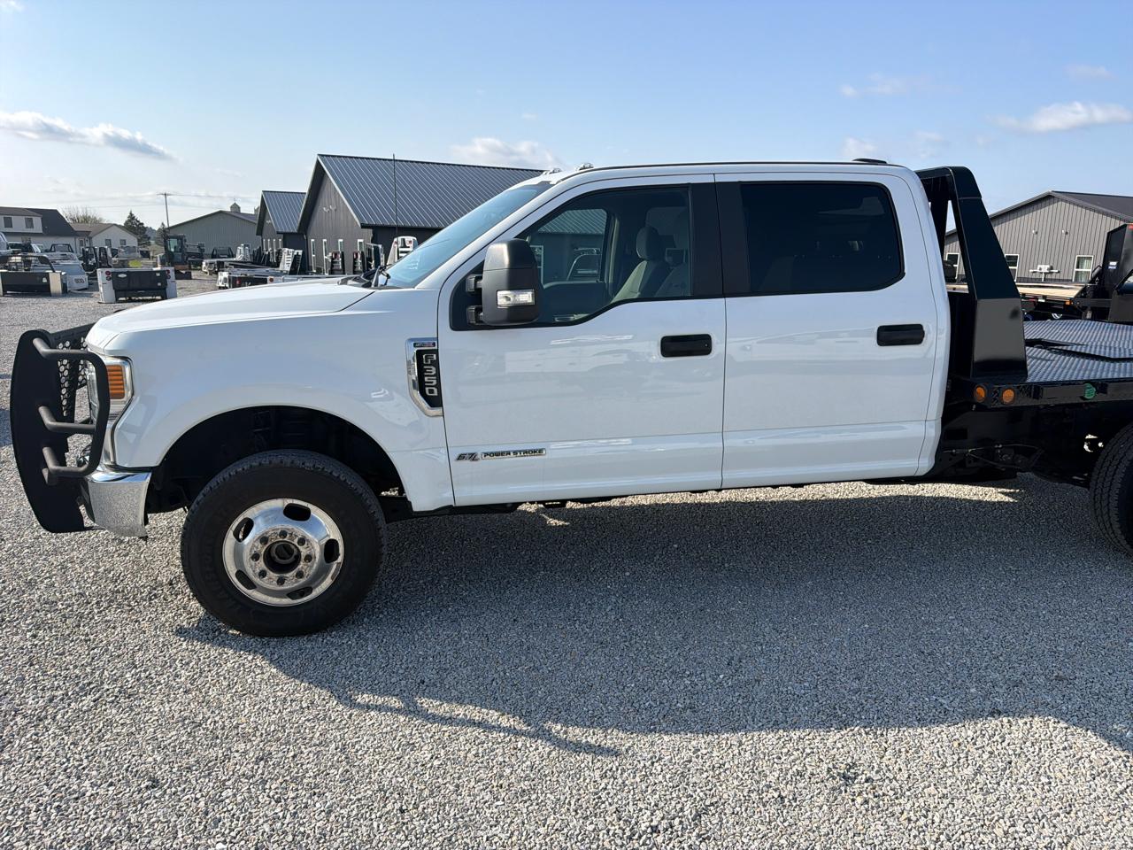 Ford Super Duty F-350 DRW 4WD Crew Cab 172" XLT 2022