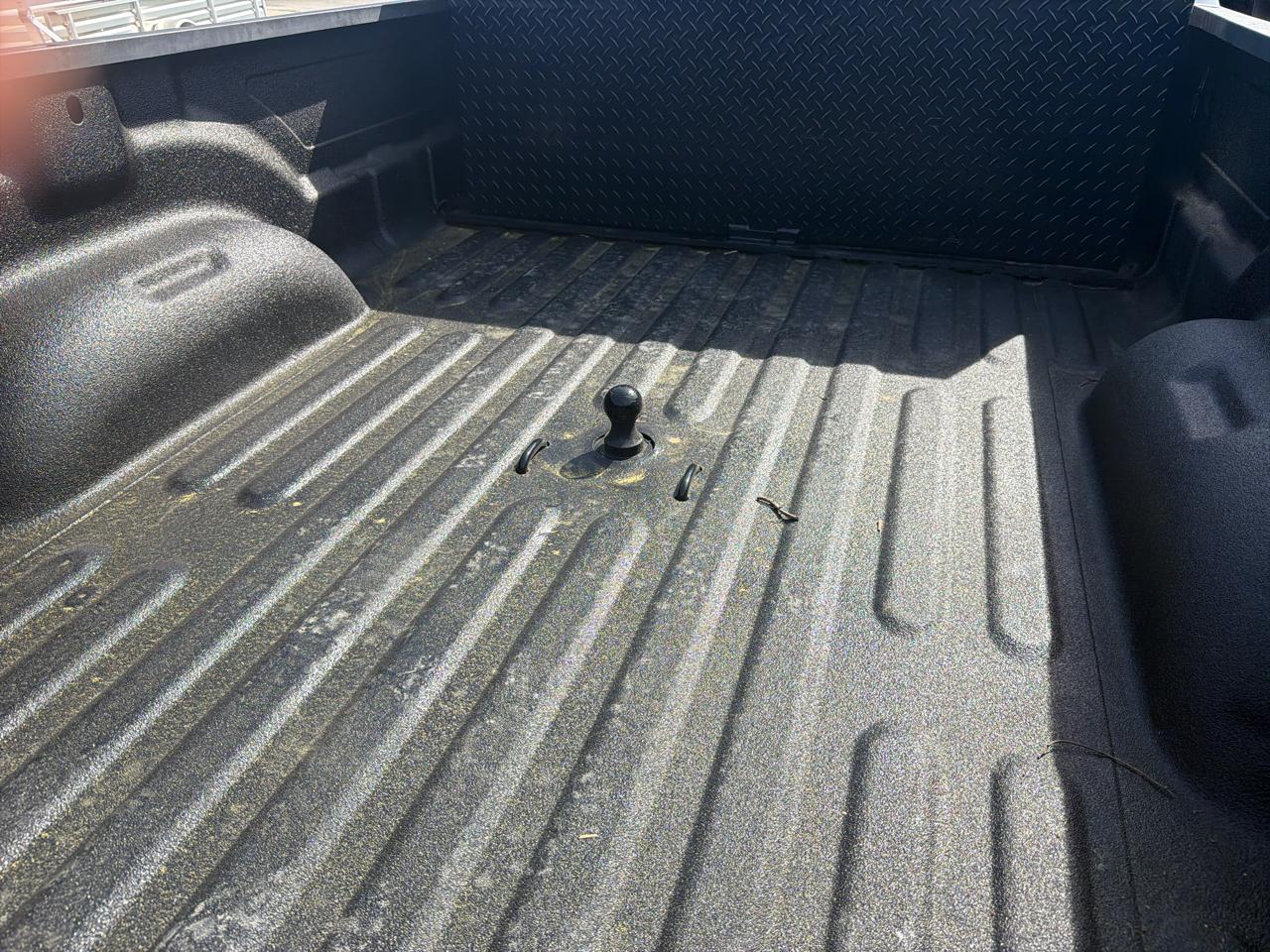 RAM 3500 Tradesman 4x4 Crew Cab 8' Box 2022