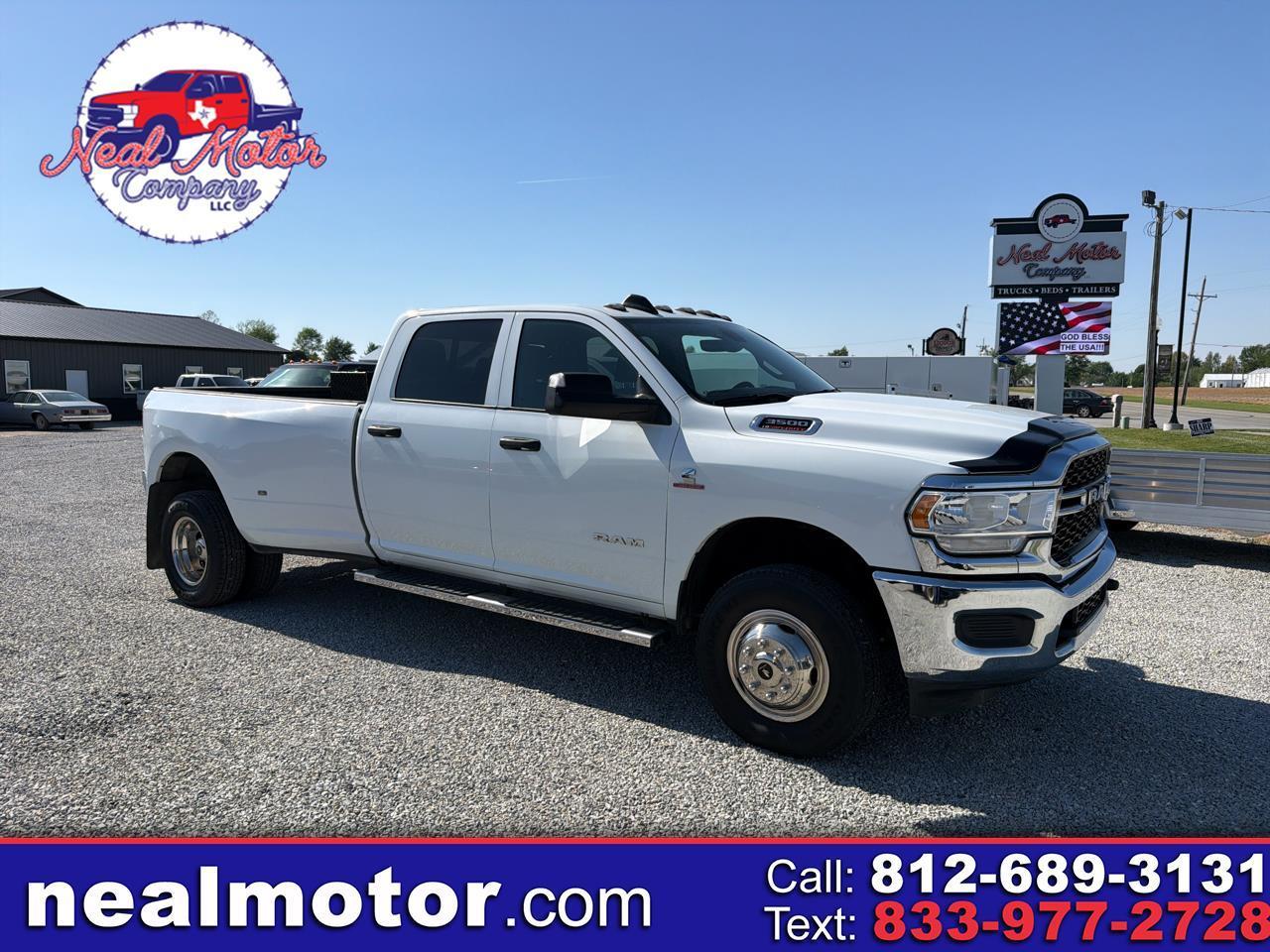 2022 RAM 3500 Tradesman 4x4 Crew Cab 8' Box