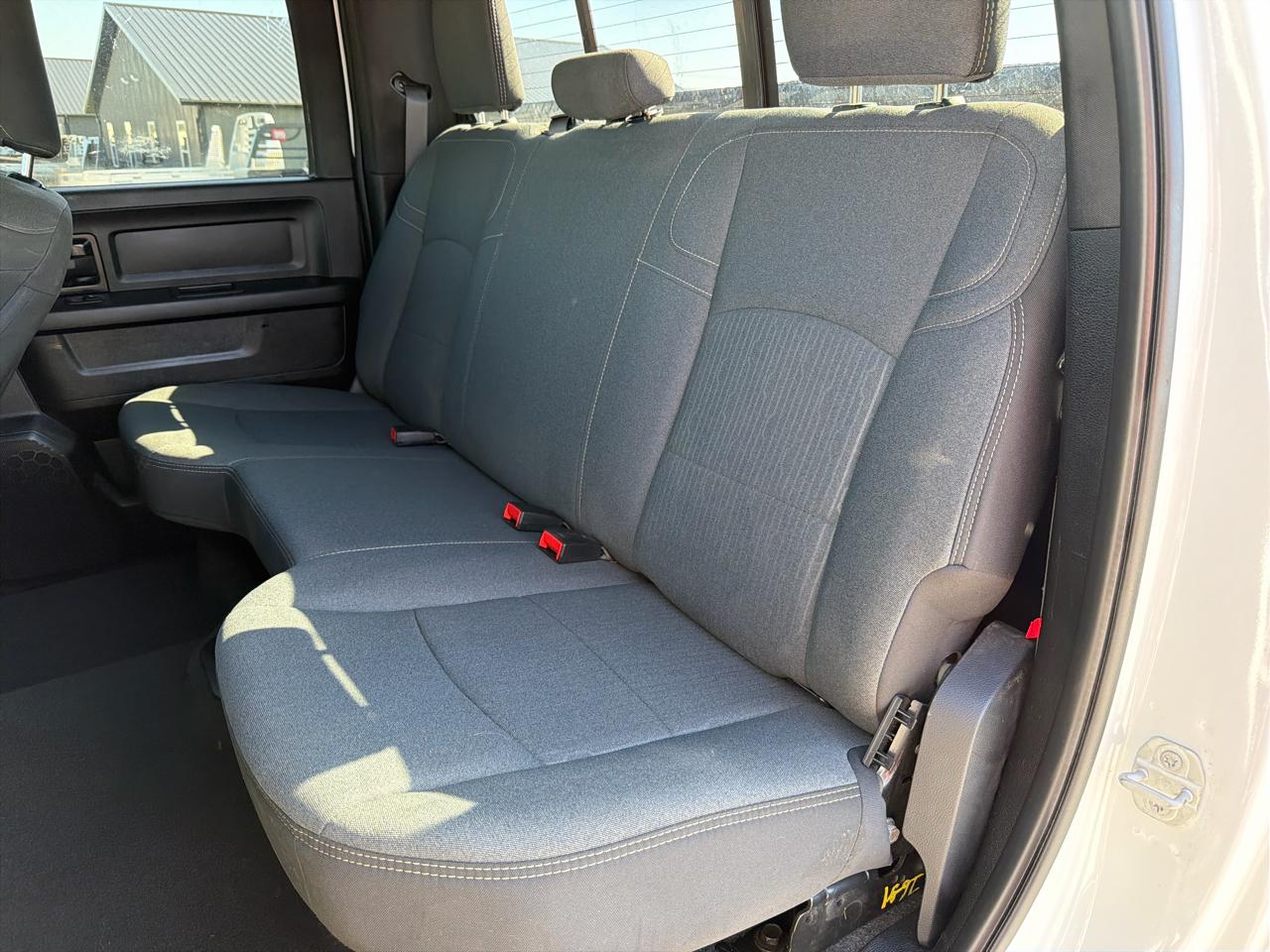 RAM 3500 Tradesman 4x4 Crew Cab 8' Box 2022