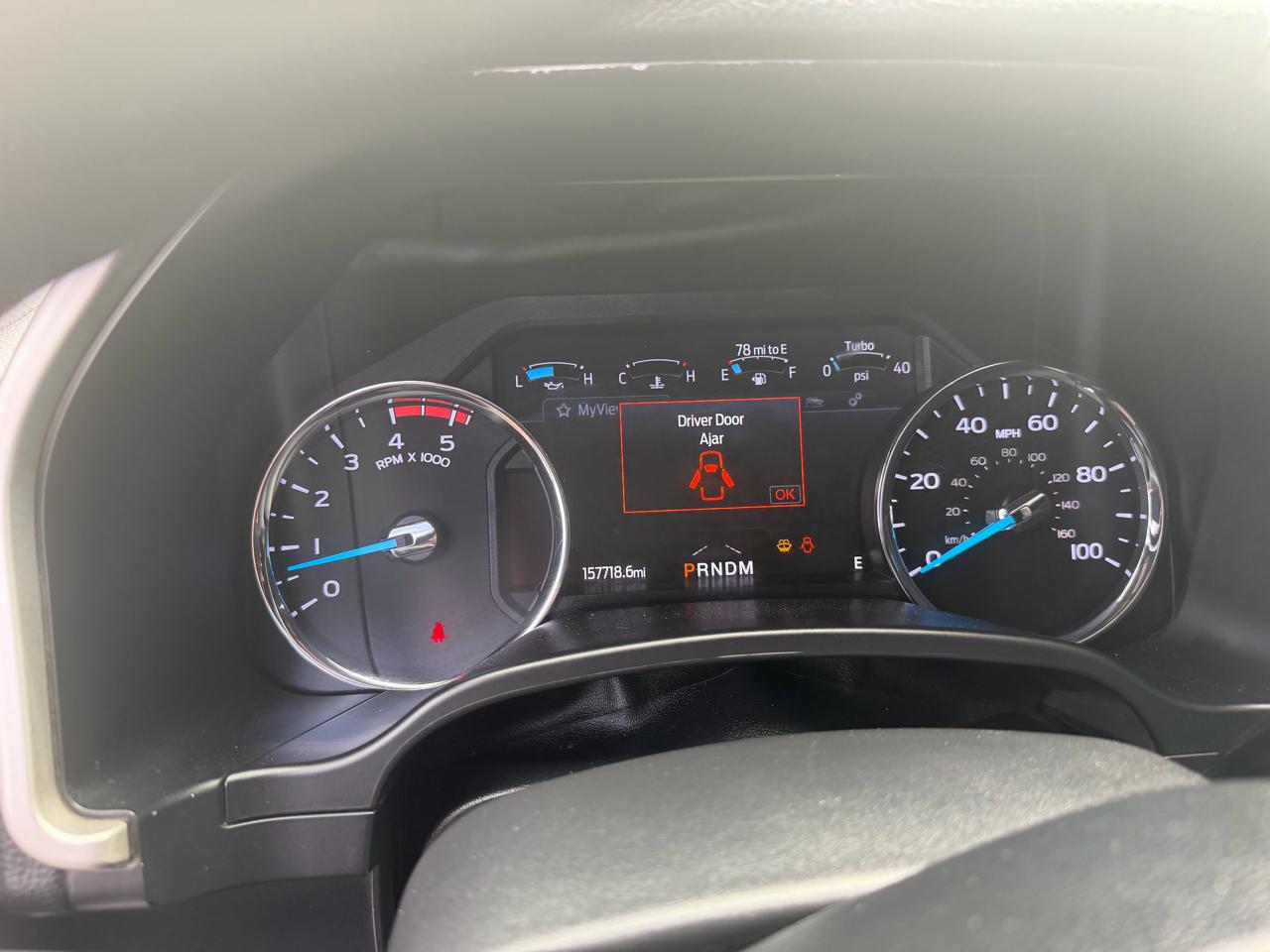 Ford Super Duty F-350 DRW Lariat 4WD Crew Cab 8' Box 2020