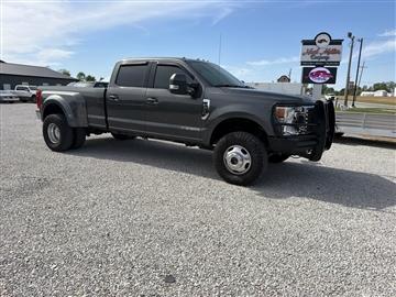2020 Ford Super Duty F-350 DRW Lariat 4WD Crew Cab 8' Box