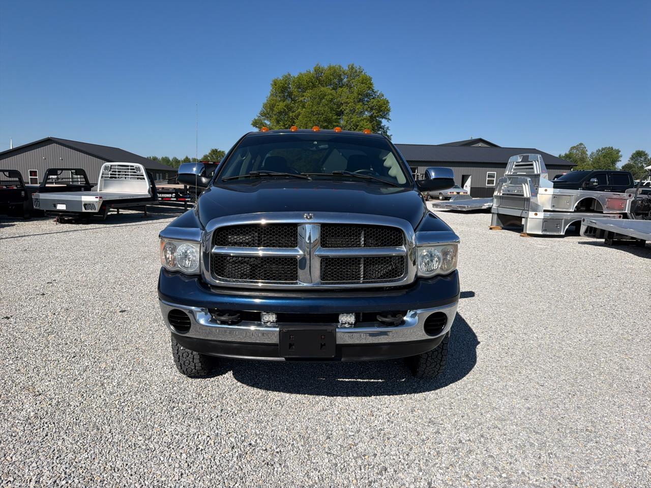 Dodge Ram 3500 4dr Quad Cab 160.5" WB DRW 4WD SLT 2005