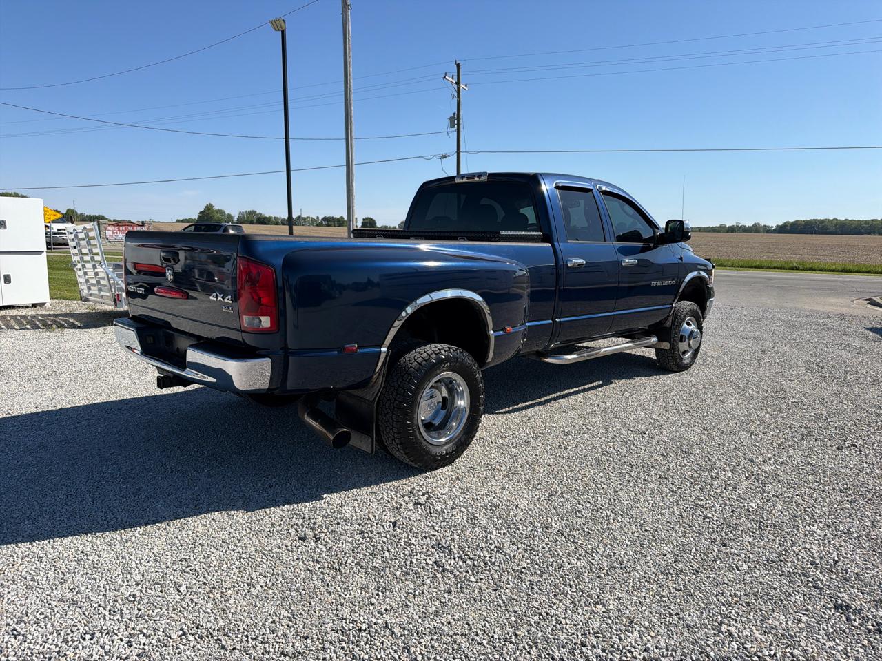 Dodge Ram 3500 4dr Quad Cab 160.5" WB DRW 4WD SLT 2005