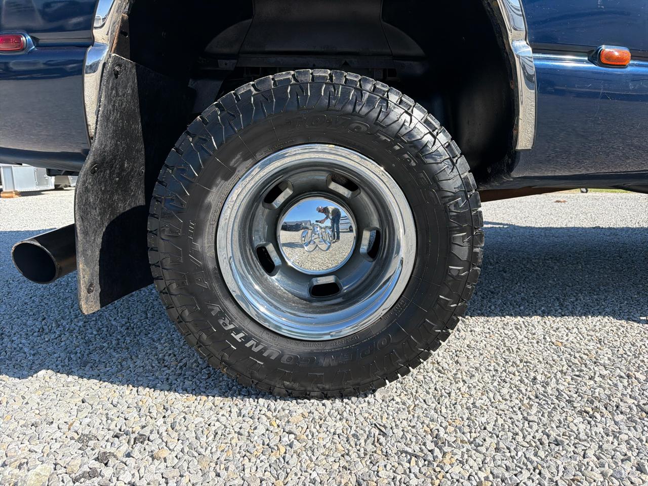 Dodge Ram 3500 4dr Quad Cab 160.5" WB DRW 4WD SLT 2005