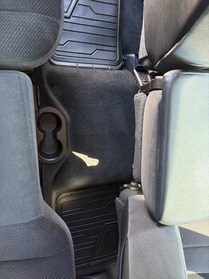 Dodge Ram 3500 4dr Quad Cab 160.5" WB DRW 4WD SLT 2005