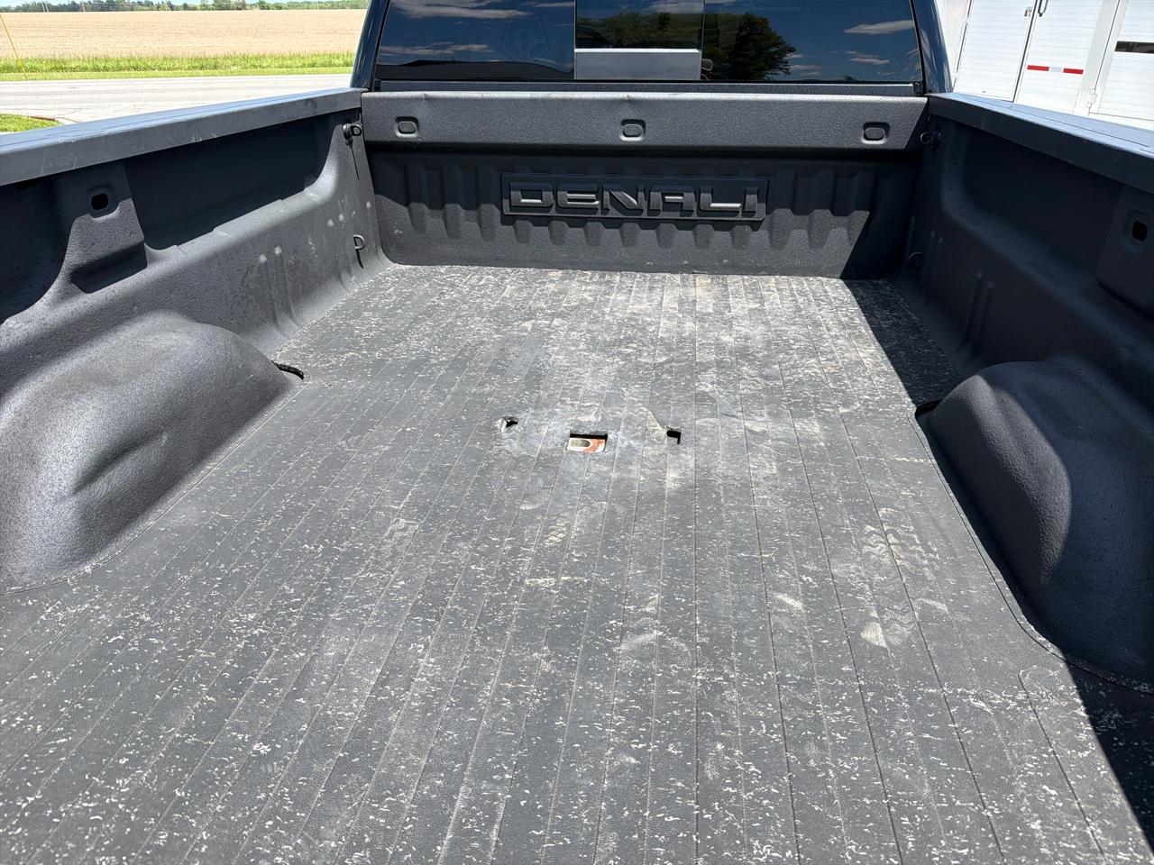 GMC Sierra 3500HD Denali Crew Cab 4WD 2015
