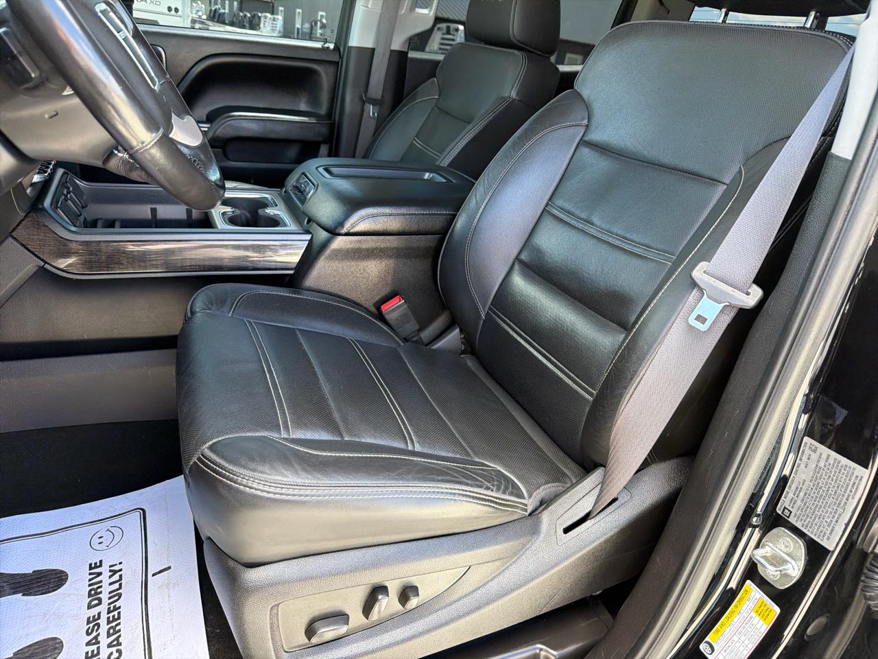 GMC Sierra 3500HD Denali Crew Cab 4WD 2015