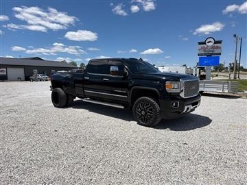2015 GMC Sierra 3500HD Denali Crew Cab 4WD