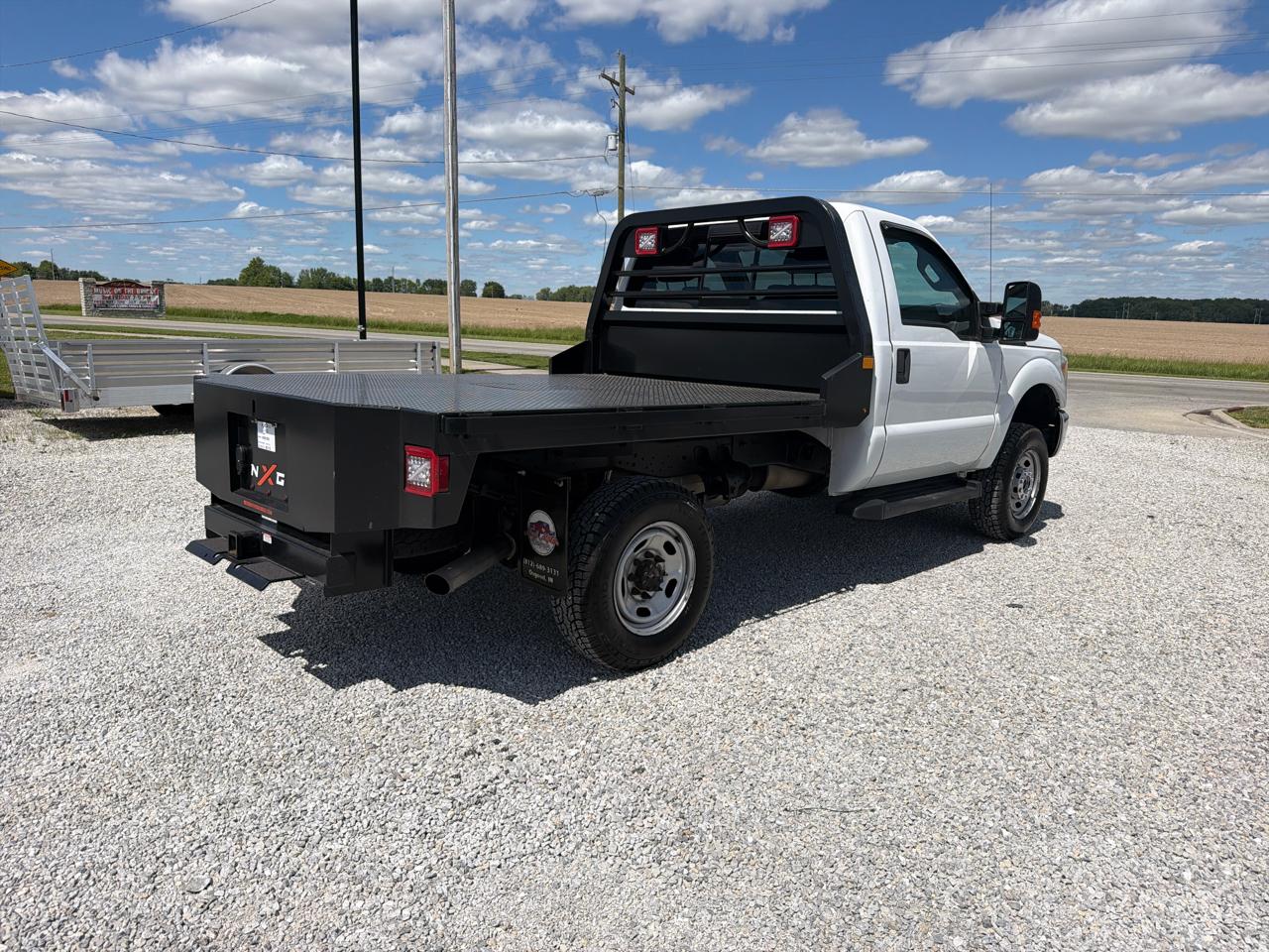 Ford Super Duty F-250 SRW 4WD Reg Cab 137" XL 2016
