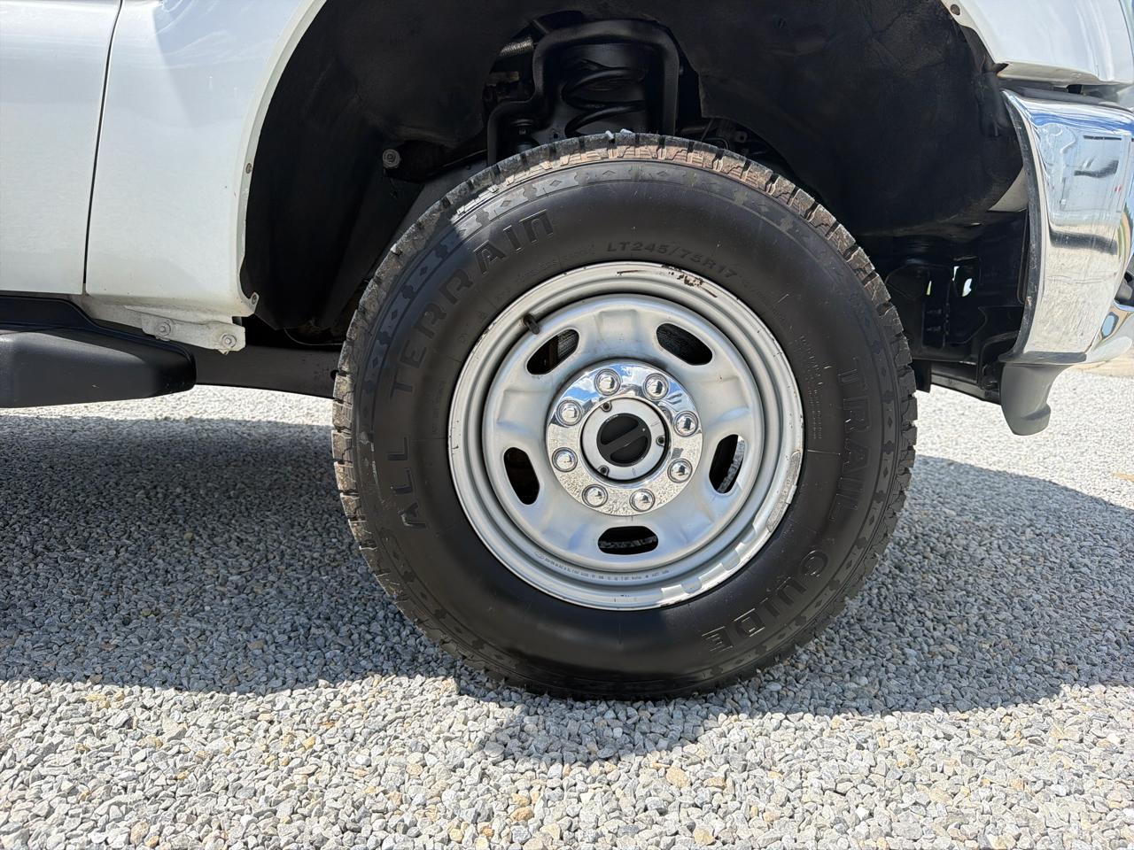 Ford Super Duty F-250 SRW 4WD Reg Cab 137" XL 2016