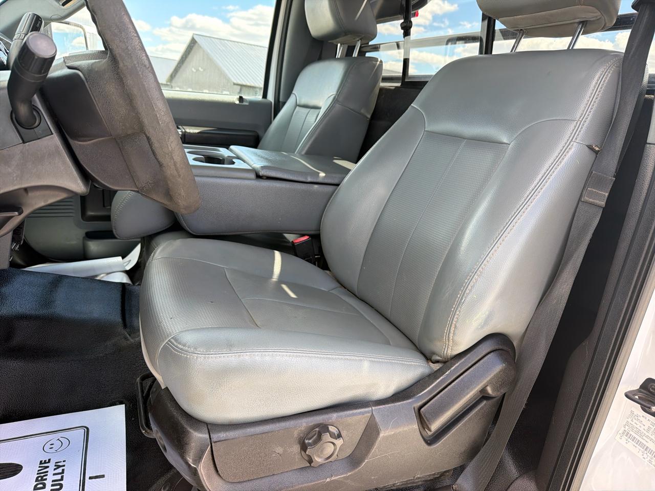 Ford Super Duty F-250 SRW 4WD Reg Cab 137" XL 2016