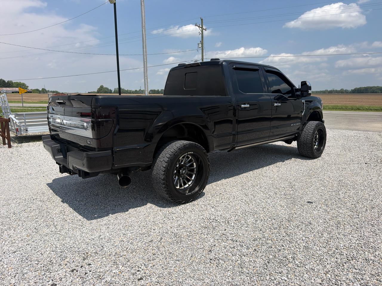 Ford Super Duty F-350 SRW 4WD Crew Cab 156" Platinum 2022