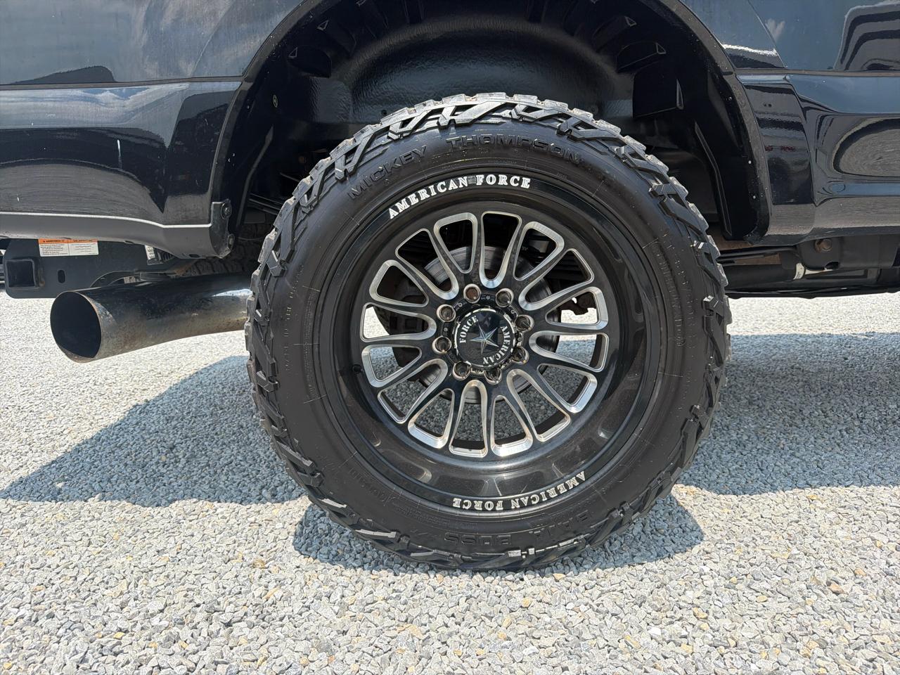 Ford Super Duty F-350 SRW 4WD Crew Cab 156" Platinum 2022