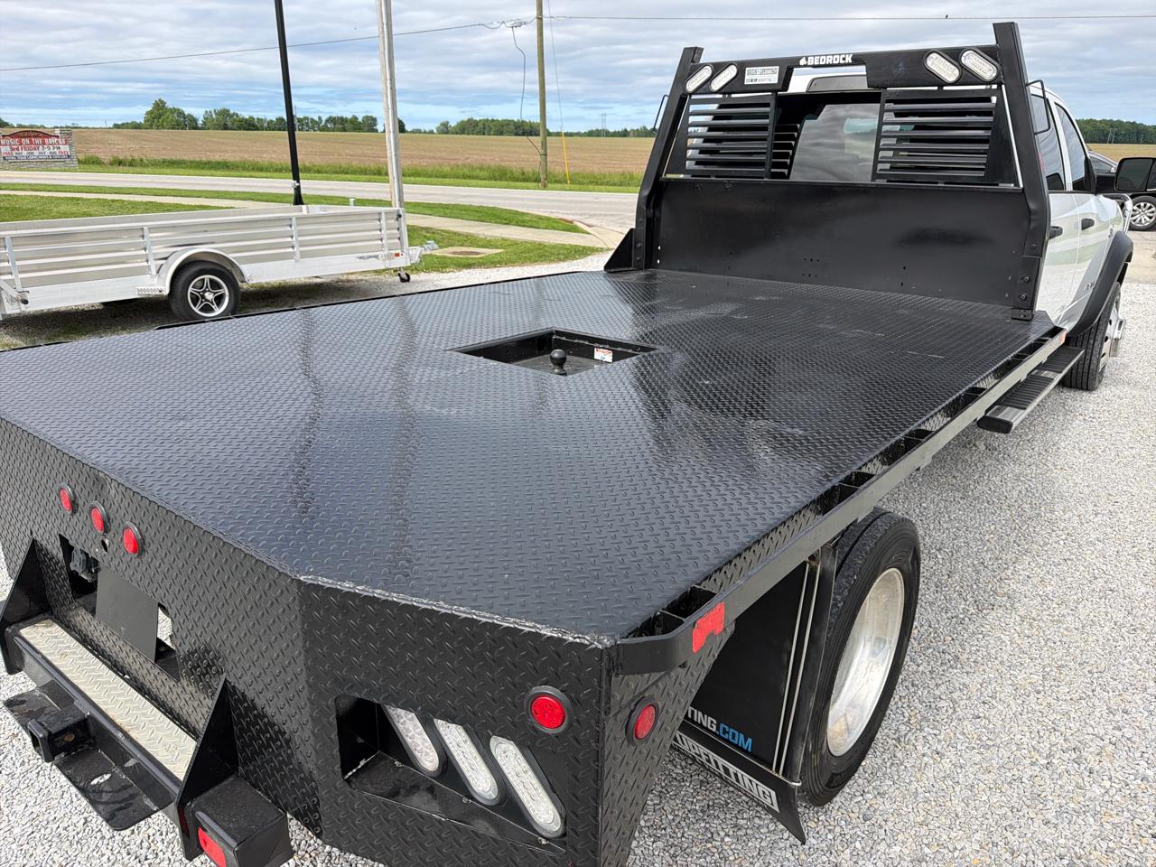 RAM 5500 Chassis Cab Tradesman 4x4 Crew Cab 84" CA 197.4" WB 2021