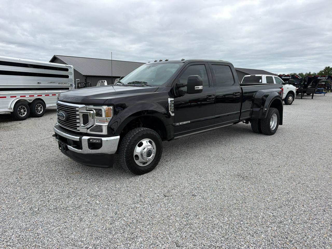 Ford Super Duty F-350 DRW 4WD Crew Cab 172" Lariat 2022