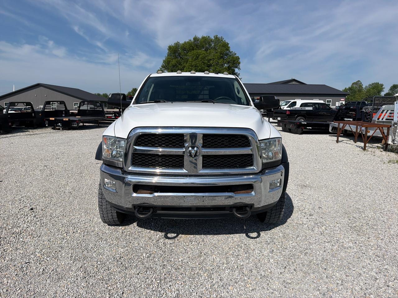 RAM 5500 Chassis Cab Tradesman 4x4 Crew Cab 84" CA 197.4" WB 2018