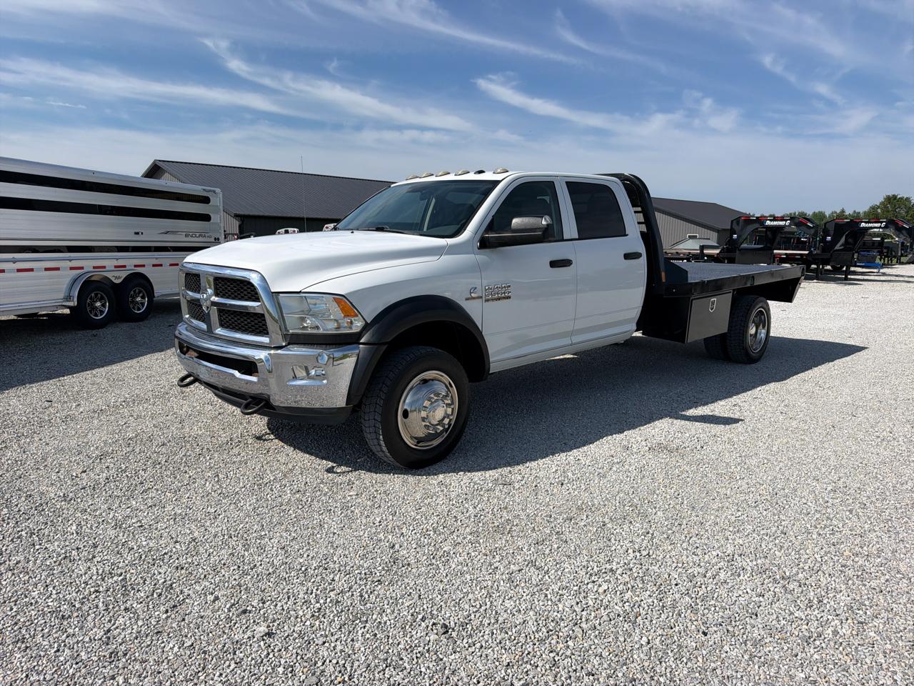 RAM 5500 Chassis Cab Tradesman 4x4 Crew Cab 84" CA 197.4" WB 2018